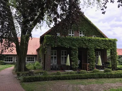 Landhaus Renken am See - Carsten Renken Hotels in der Nähe von Torfspitt Kayhauser Moor