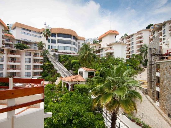 10 Best Hotels near Lycan, Acapulco 2023 | Trip.com