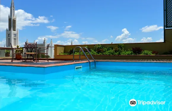 佩斯塔納魯伍馬酒店