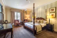 Nutfield Priory Hotel & Spa فنادق في ريدهيل