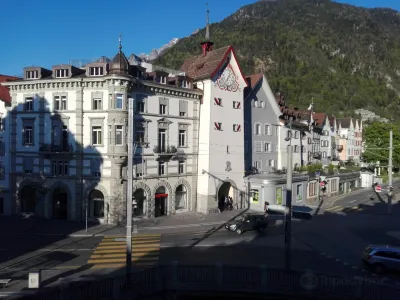 HotelChur.ch Hotels near Altes Gebau