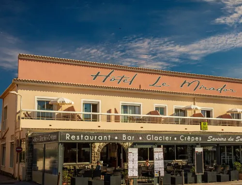 Logis Hôtel-Restaurant le Mirador Hôtels à : Portiragnes