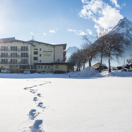 Aqa Hotel Annex