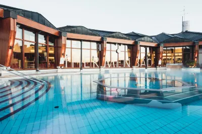Das Sonnreich - Thermenhotel Loipersdorf Các khách sạn ở Gussing