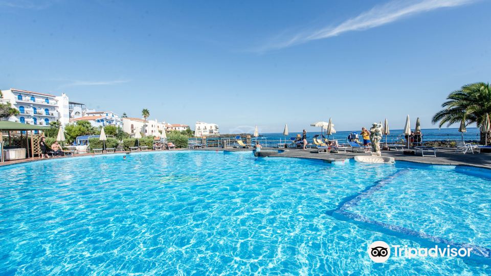 Arathena Rocks Hotel