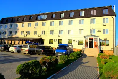 Orange Hotel Hotel di 