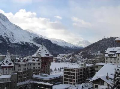 Languard Hôtels à proximité de : Leaning Tower of St. Moritz