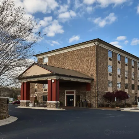 Best Western Plus Pineville-Charlotte South