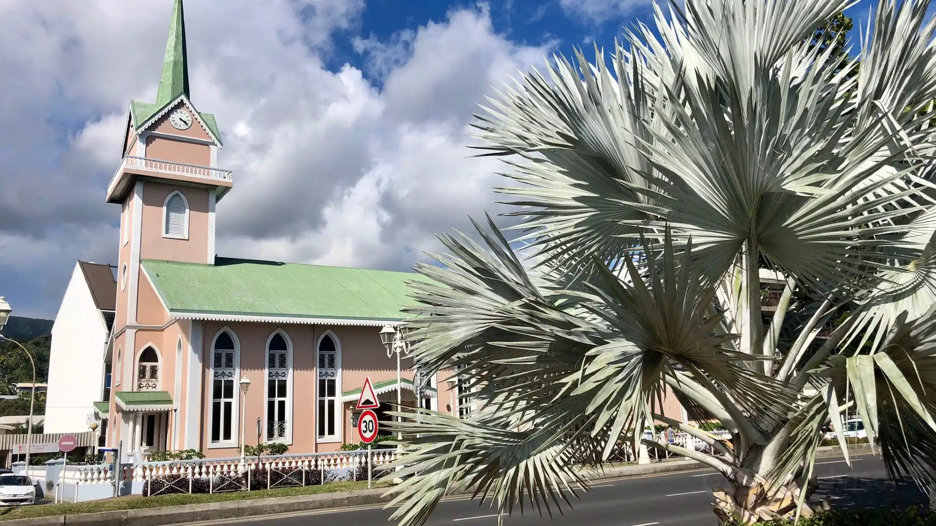 Hotels near Protestant Church of Paofai