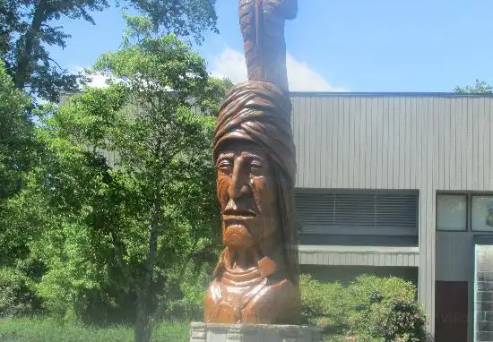 Hotels near Cherokee Heritage Museum and Gallery