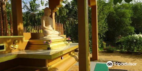 Mahamevnawa Amadahara Buddhist Monastery Pinnawala