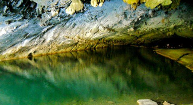 Kong Lor Cave