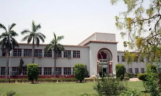 Maulana Azad Library