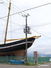 Hakodate-maru (Sail Boat)