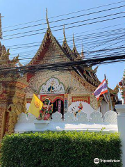 Wat Phra Chao Mengrai Temple