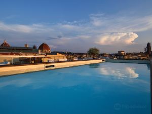 Glance Hotel In Florence