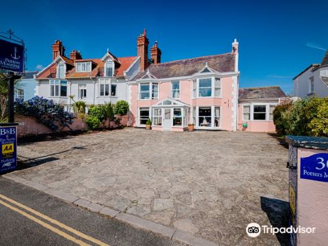 Potters Mooring Hotel