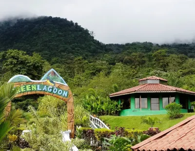 Arenal Waterfall Lodge