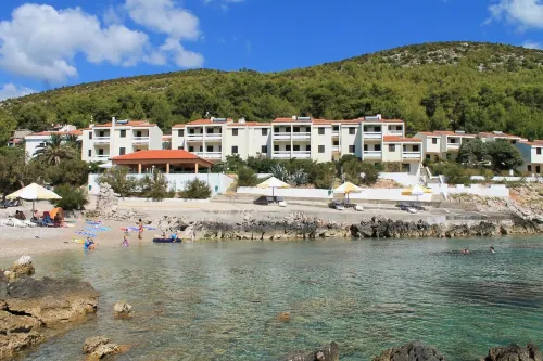 Hotel Priscapac Resort & Apartments