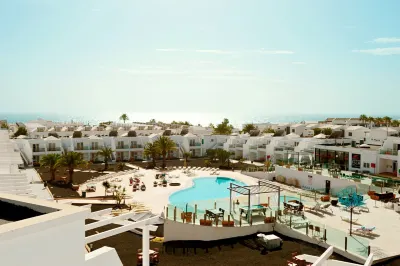 Hotel Plaza Palmeras