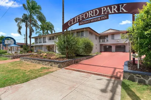 Clifford Park Motor Inn Hotels in Cotswold Hills