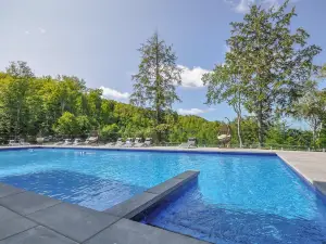 Bel Air Tremblant Hotel & Residences