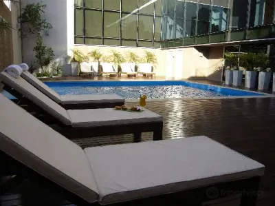 Hotel Urbano Posadas Hotel di 