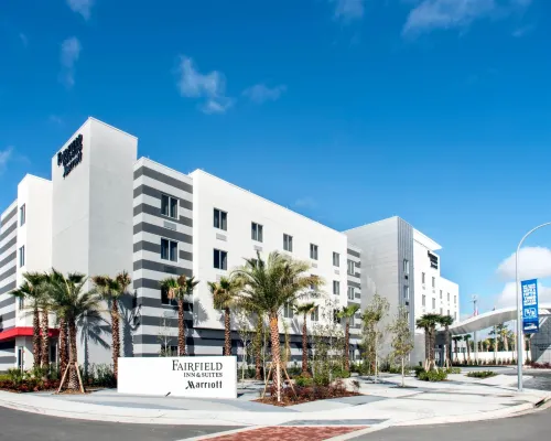 Fairfield Inn & Suites Daytona Beach Speedway/Airport Hotels near Daytona 500 Experience