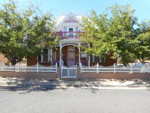 Violet Rose Bed & Breakfast