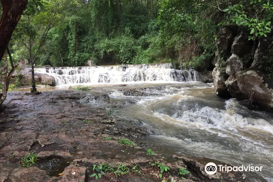 Than Ngam Waterfall