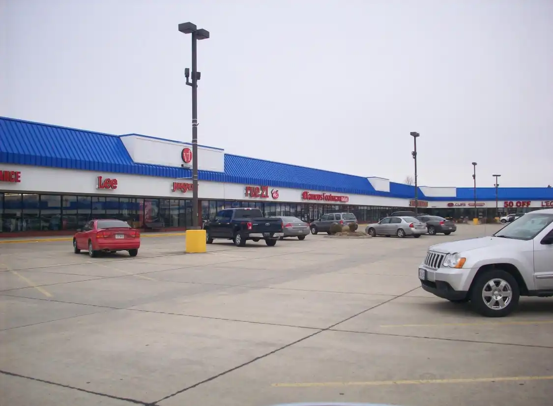 Hotels near Sikeston Factory Outlet Stores