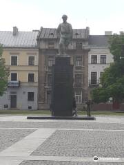 Monument "Czynu Legionow"