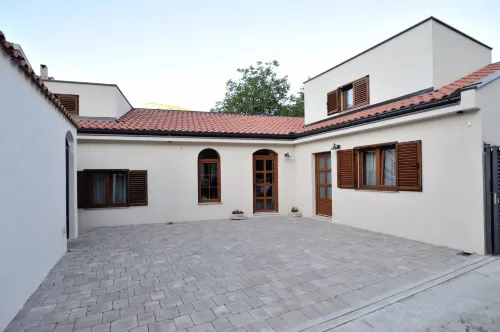 Villa Divani - 3-Star