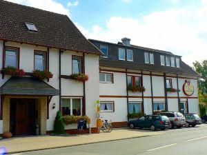 Landgasthof-Hotel "Zur scharfen Ecke"