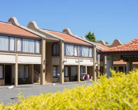 The Beachcomber Hotel Hotels in Nelson