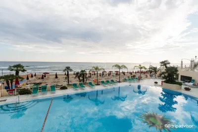 Grand Hotel la Playa Hotels near Torre Truglia