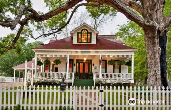 白橡樹莊園民宿