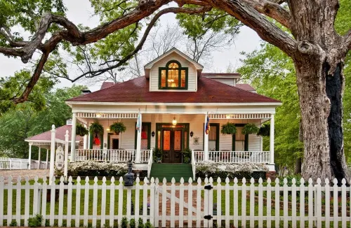 White Oak Manor Bed and Breakfast