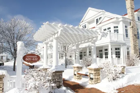Cottages at Bay Harbor