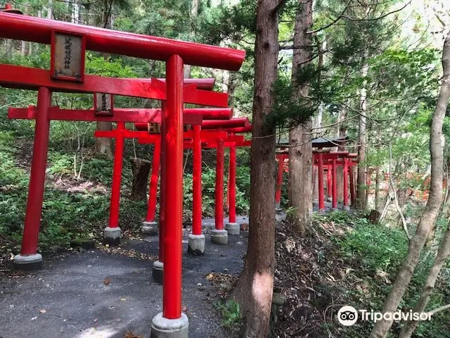 Manzo Inari Shrine