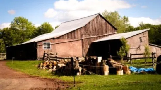 Apple Pond Farm & Renewable Energy Education Center