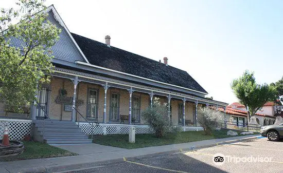 Annie Riggs Memorial Museum