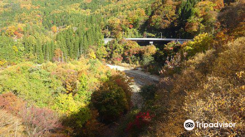 松川渓谷温泉滝の湯