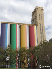 Silos Davis museo de arte contemporaneo