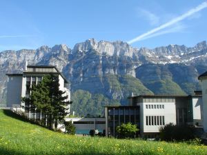 Hotel Neu-Schonstatt