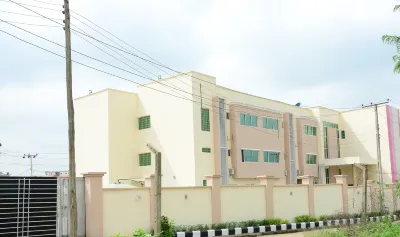 Fawzy Hotel Hôtels à : 