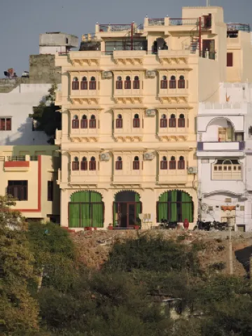 Hotel Mewari Villa Pure Veg