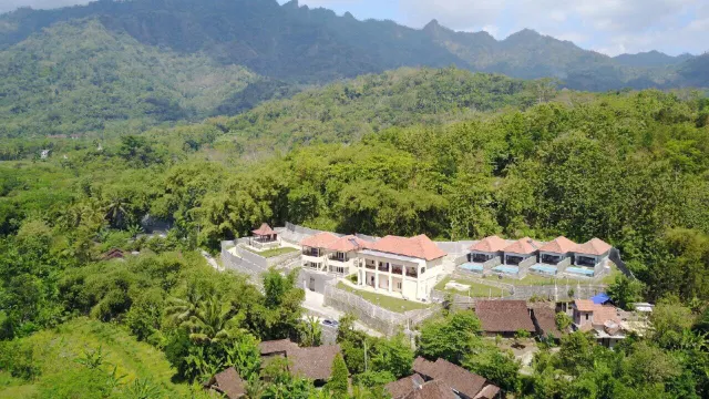 婆羅浮屠山度假村