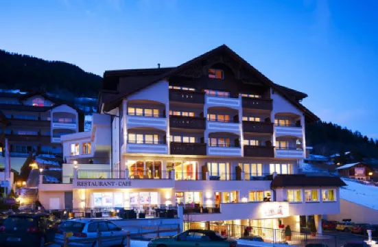 阿爾卑斯山之心浪漫及水療中心