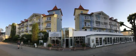 Hotel Kleine Strandburg - Adults Only